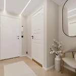 Modern 3br I Free Parking I 10min To Downtown شقة تروندهايم