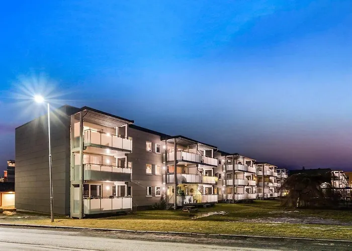Апартаменты Modern 3br I Free Parking I 10min To Downtown