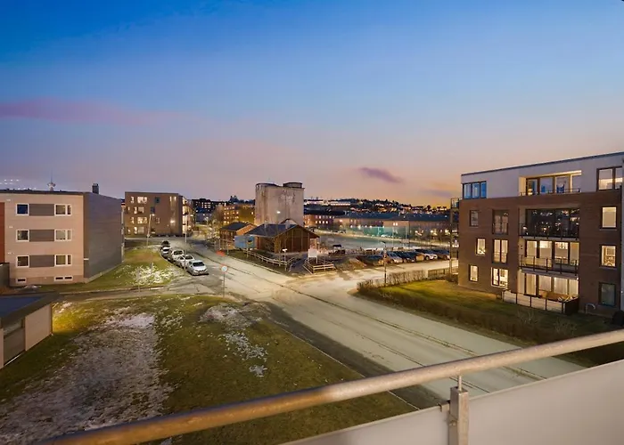 Modern 3br I Free Parking I 10min To Downtown Апартаменты *